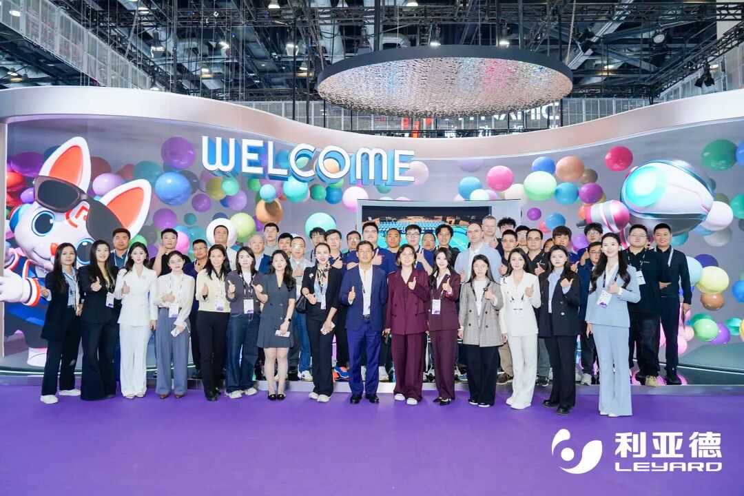尊龙集团官网亮相Infocomm China，以HiMicro与全场景AI重构视听新生态